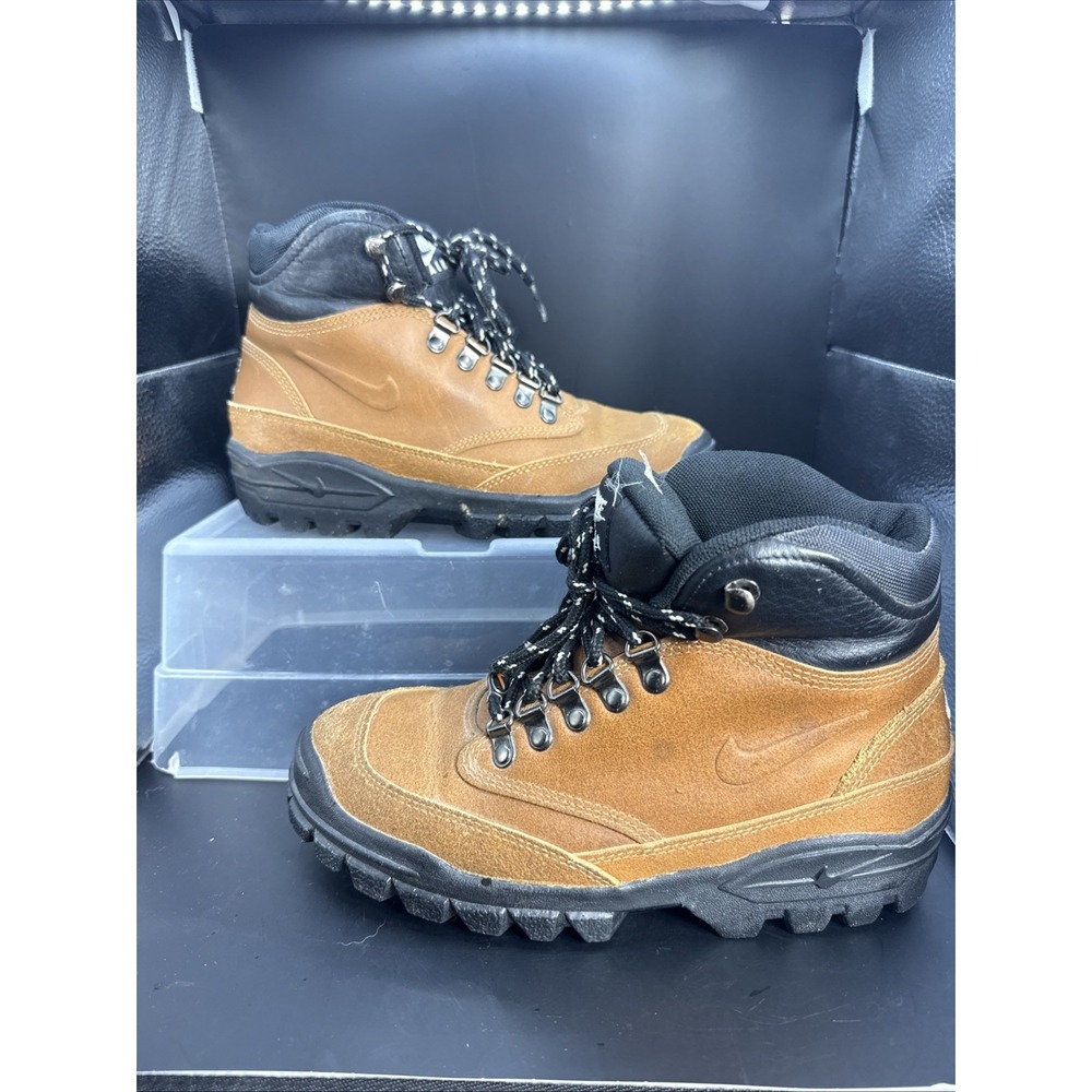 VTG 1995 Nike Air ACG Tumalo II Leather Hiking Boots Womens 8 Brown 185060-211